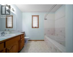 5403 64 Street, Camrose, AB T4V4L7 Photo 16