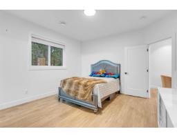 13995 79a Avenue, Surrey, BC V3W2Z5 Photo 30