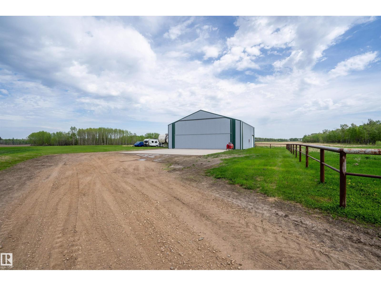 62103 Range Road 461 - 8