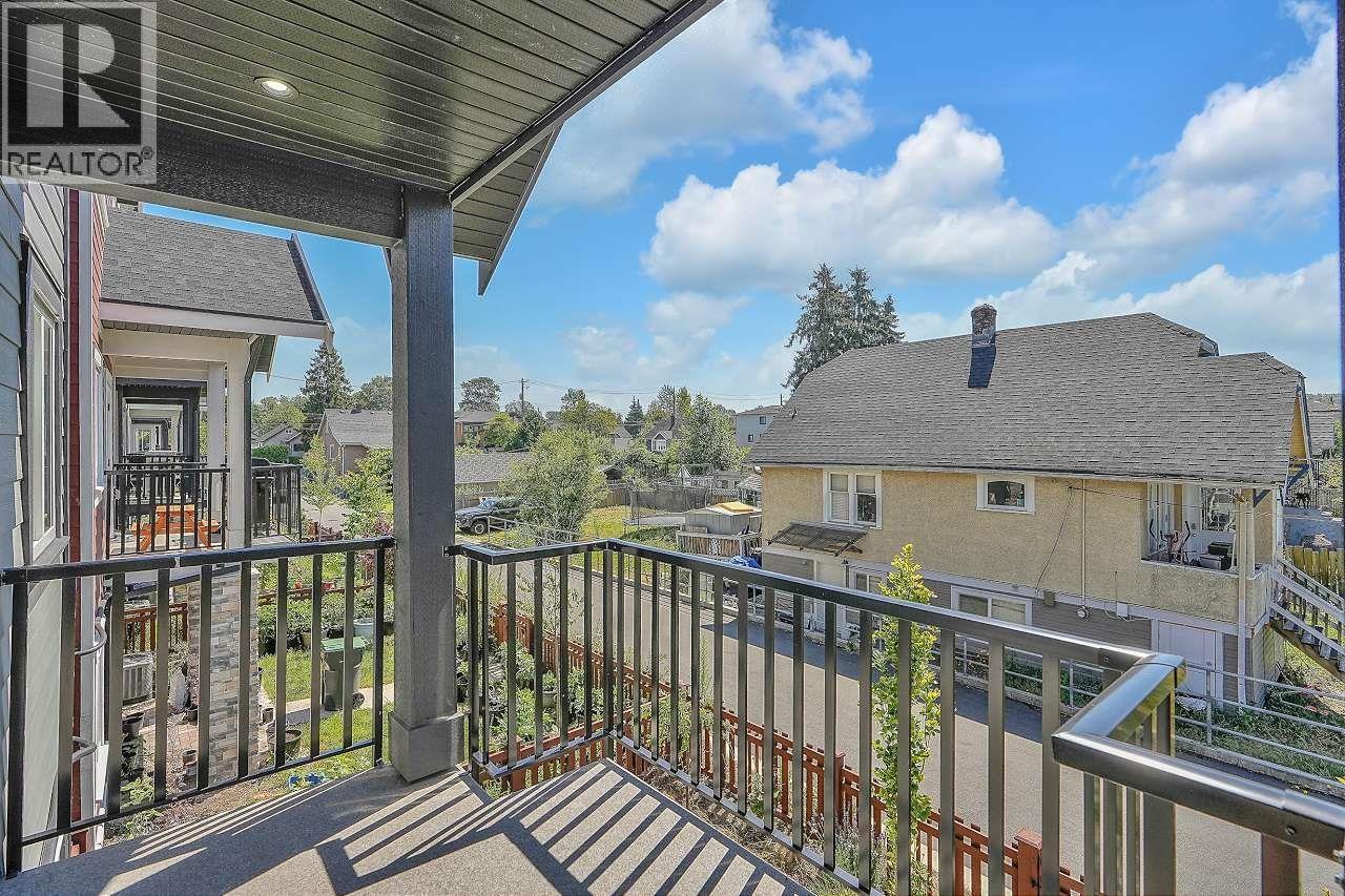 3 Bed, 3 Bath House for Sale in New Westminster – 16 608 EWEN AVENUE, New Westminster – MLS# R3163654 - Image 16