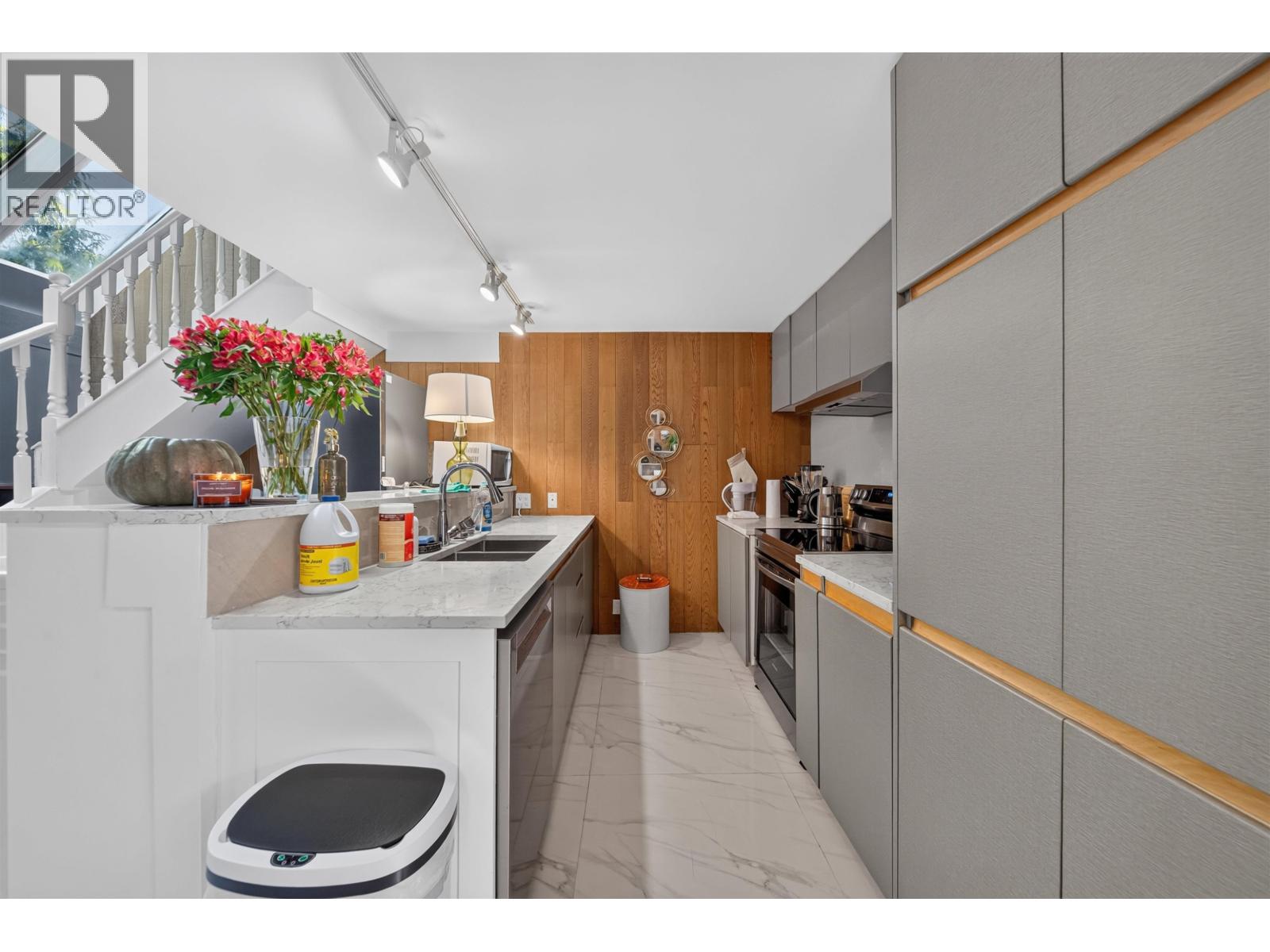 5791 TELEGRAPH TRAIL, West Vancouver