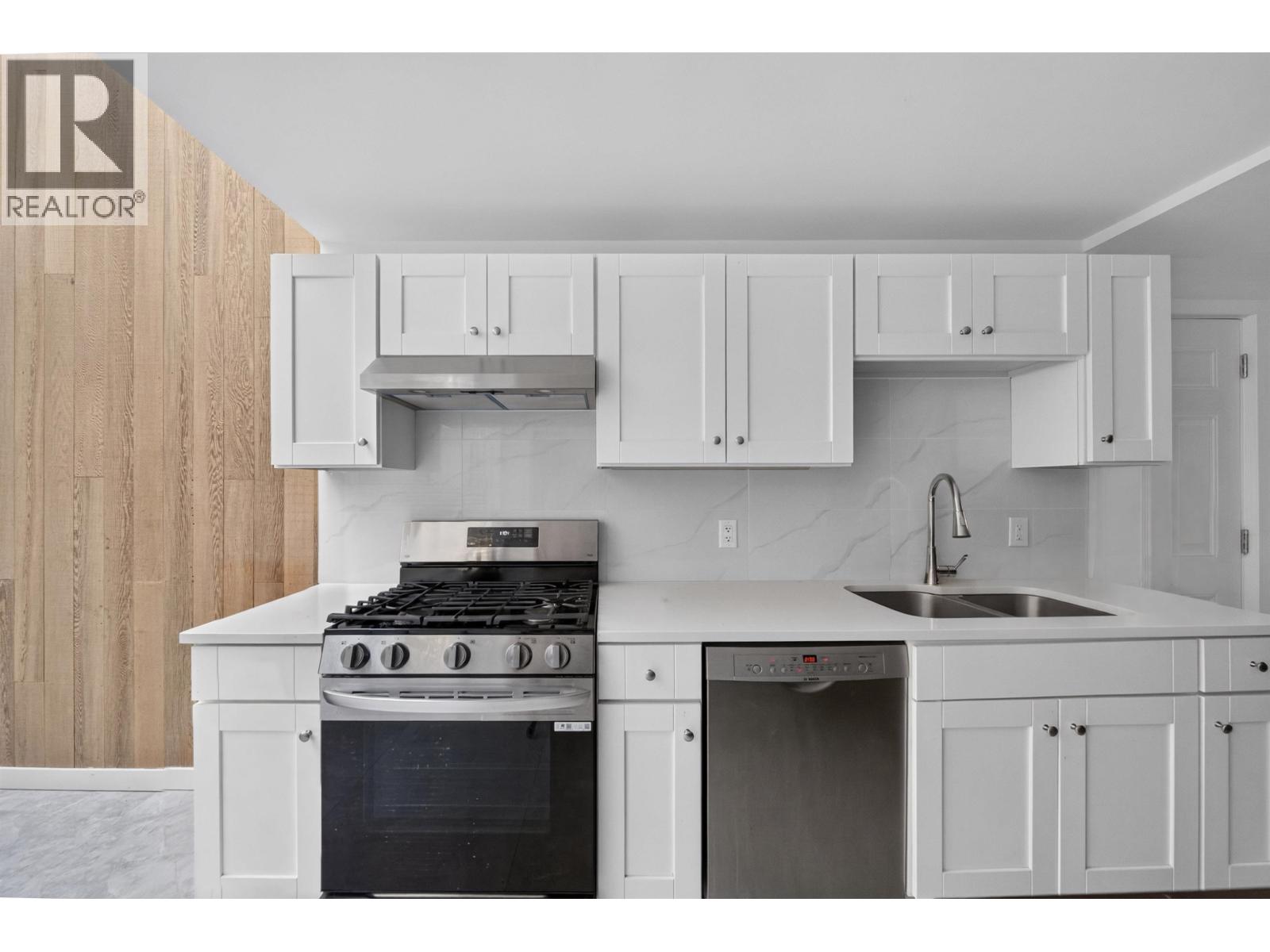 5791 TELEGRAPH TRAIL, West Vancouver