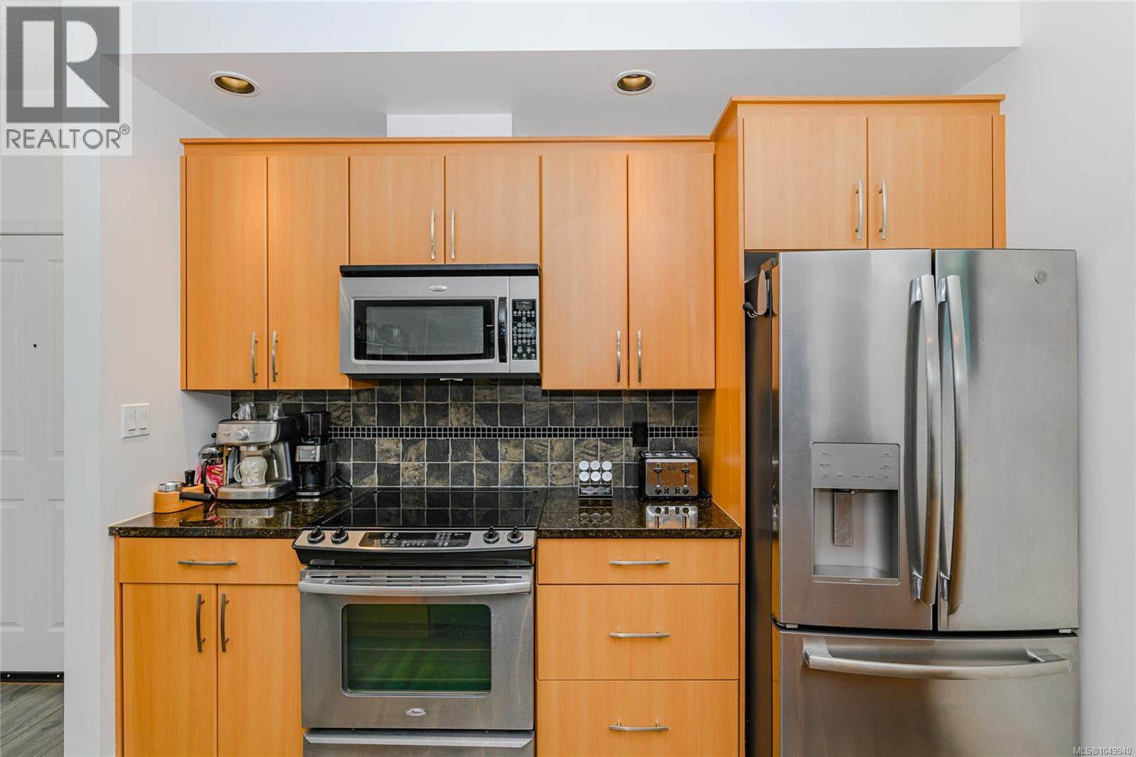 #406 623 Treanor Ave - Image 10