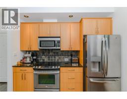 Entrance - 406 623 Treanor Ave, Langford, BC V9B0B1 Photo 10