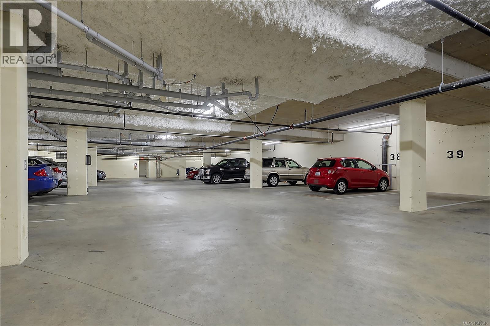 #406 623 Treanor Ave - 31