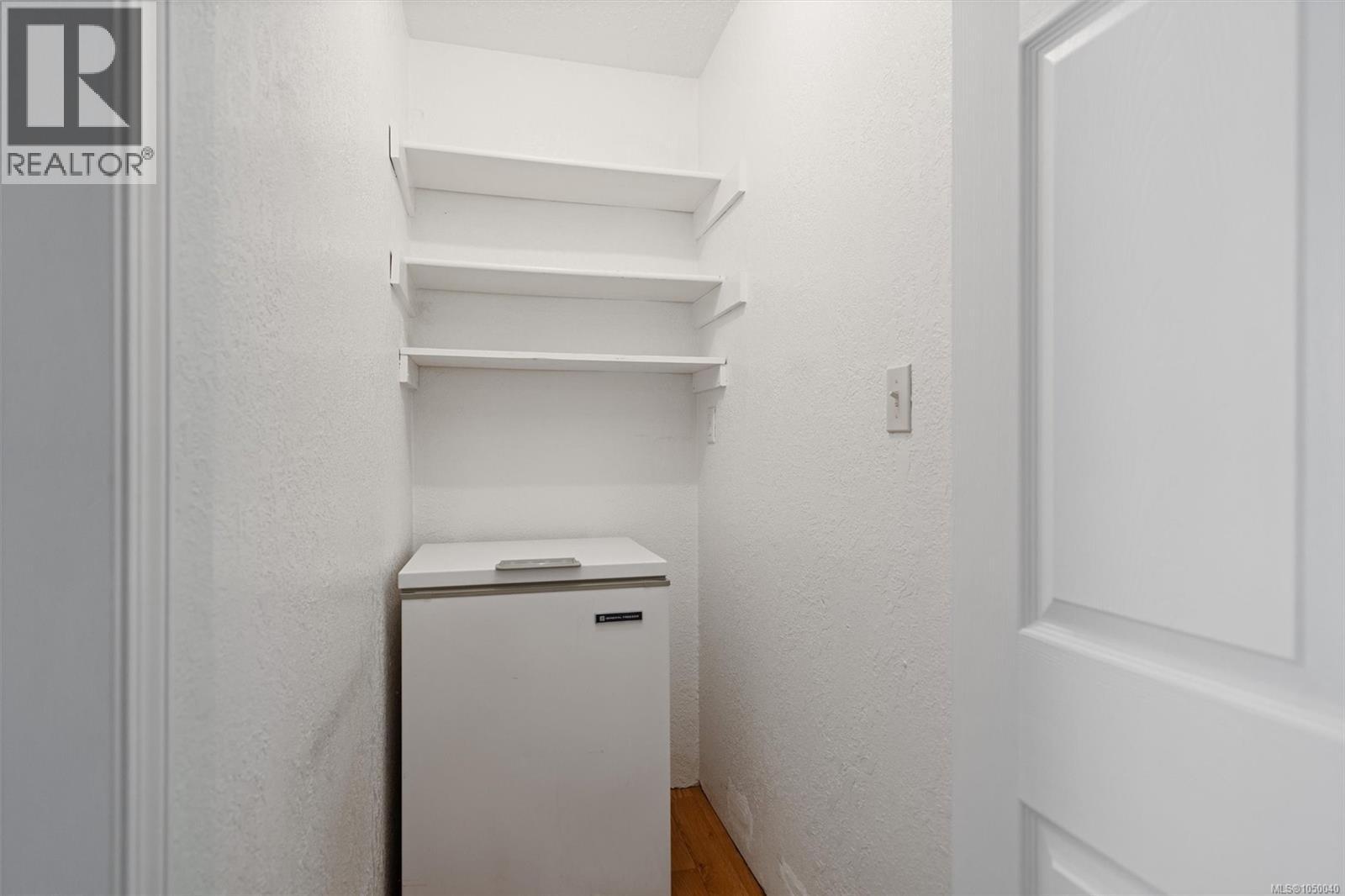 #108 350 Belmont Rd - Image 15