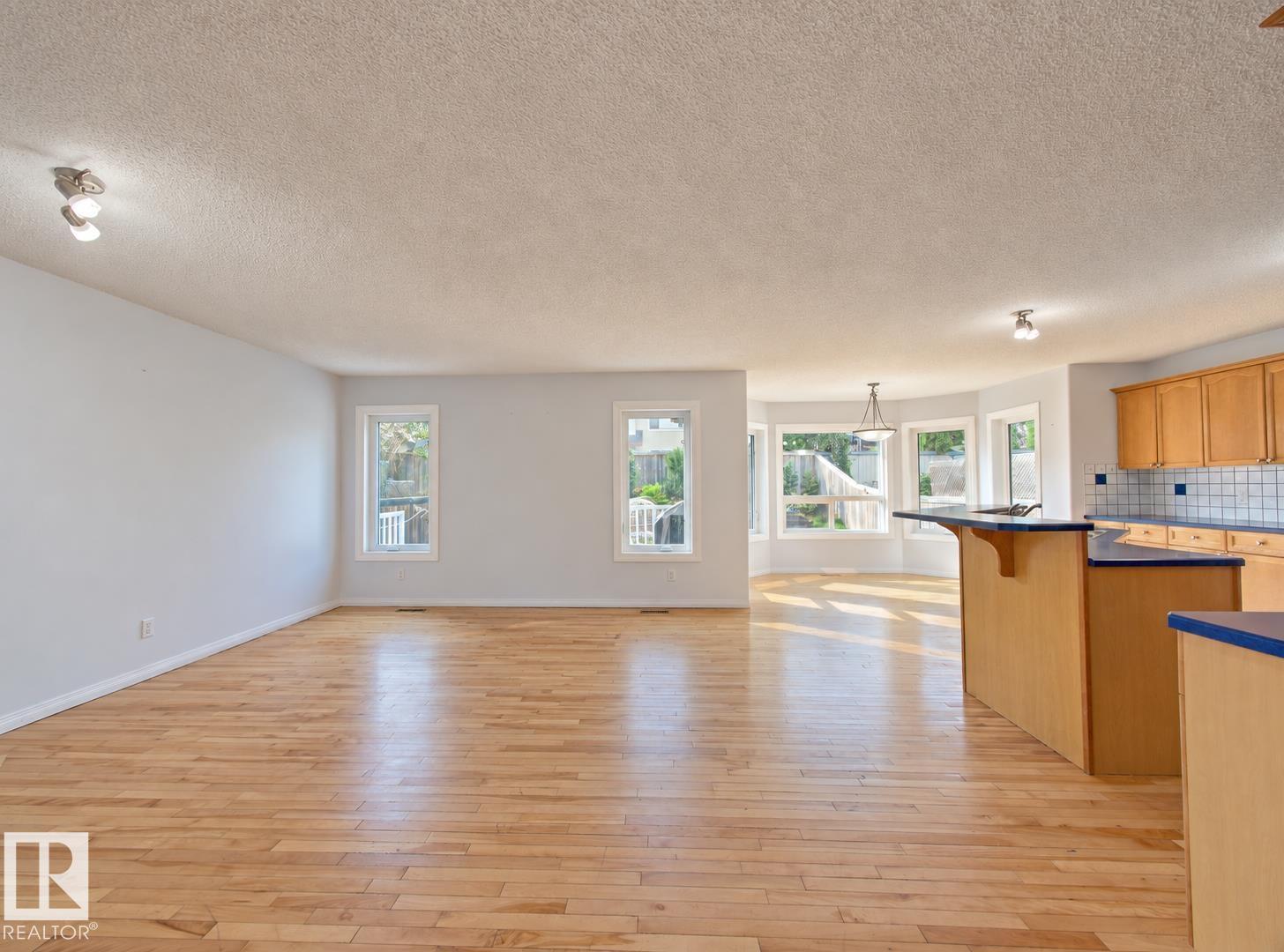 13 Almond Ba, Westpark_FSAS — photo 4 of 30