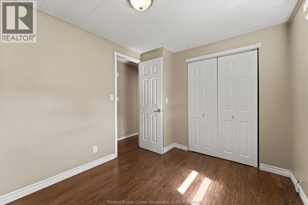 52 PARKSIDE DRIVE - 20