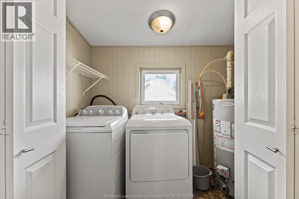 52 PARKSIDE DRIVE - 24
