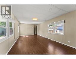 52 Parkside Drive, Mcgregor, ON N0R1J0 Photo 10