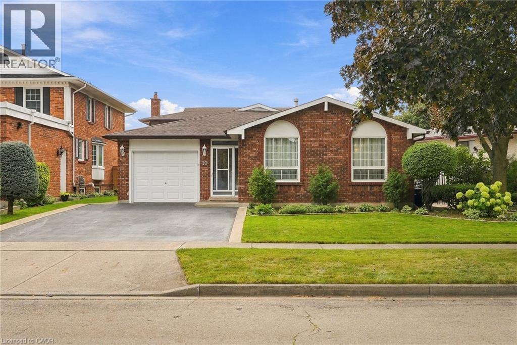 10 AUDUBON Street N