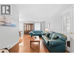 4pc Bathroom - 10 Audubon Street N, Stoney Creek, ON L8J1P7 Photo 6
