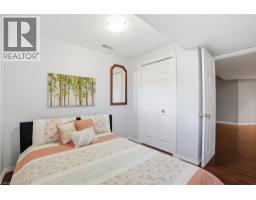 26 Kelly Court, Guelph, ON N1K1W3 Photo 33