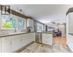 12692 Ponderosa Drive, Lake Country, BC V4V2G9 Photo 17