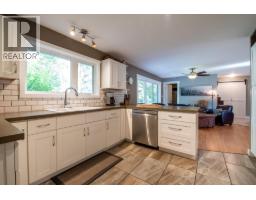 12692 Ponderosa Drive, Lake Country, BC V4V2G9 Photo 16