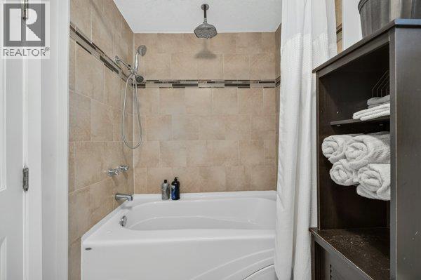  996 Arras Road, Sorrento