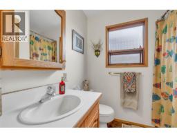 128 Ponderosa Place, Penticton, BC V2A7Y8 Photo 17