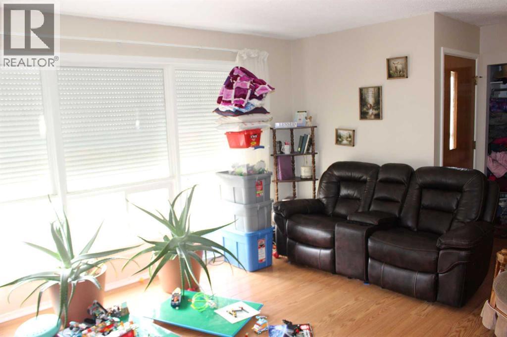 407 7th Street - Image 4