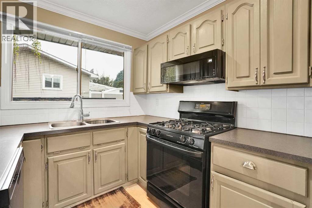 158 Rundleview Close NE - 11