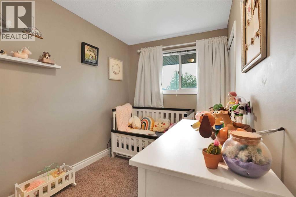 158 Rundleview Close NE - 18