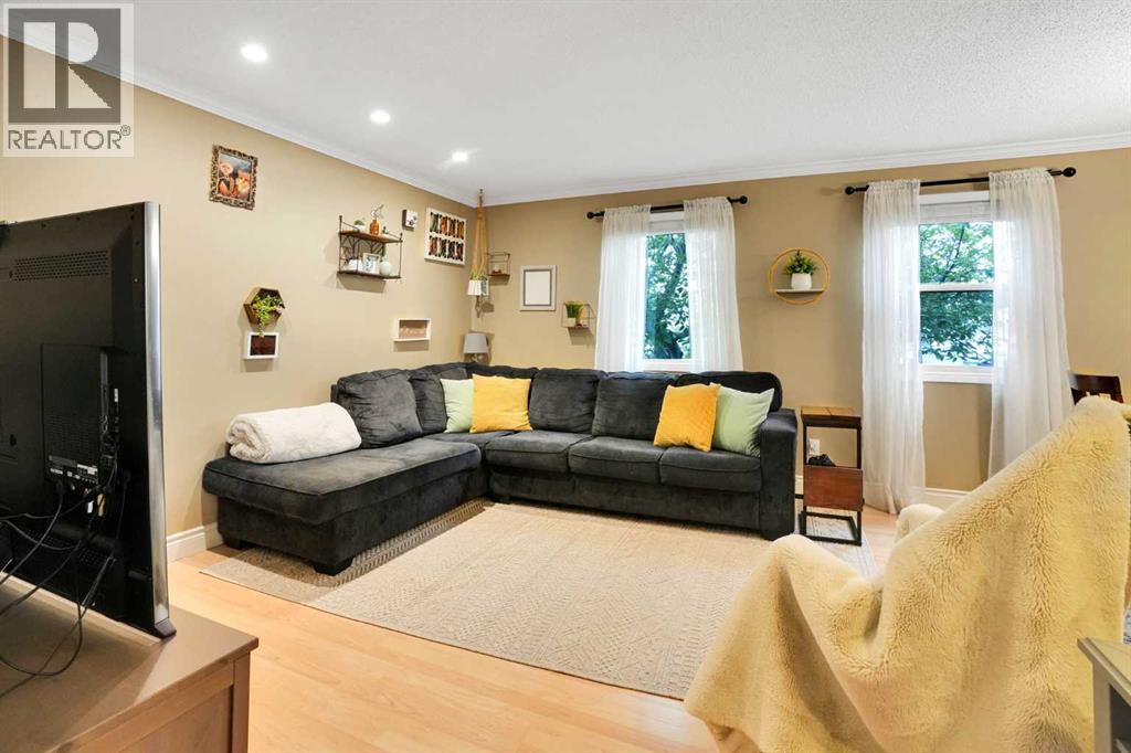 158 Rundleview Close NE - 2