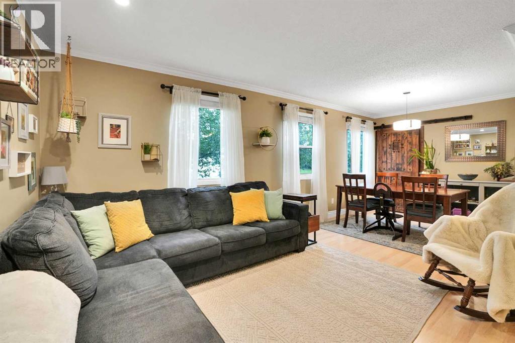 158 Rundleview Close NE - 4