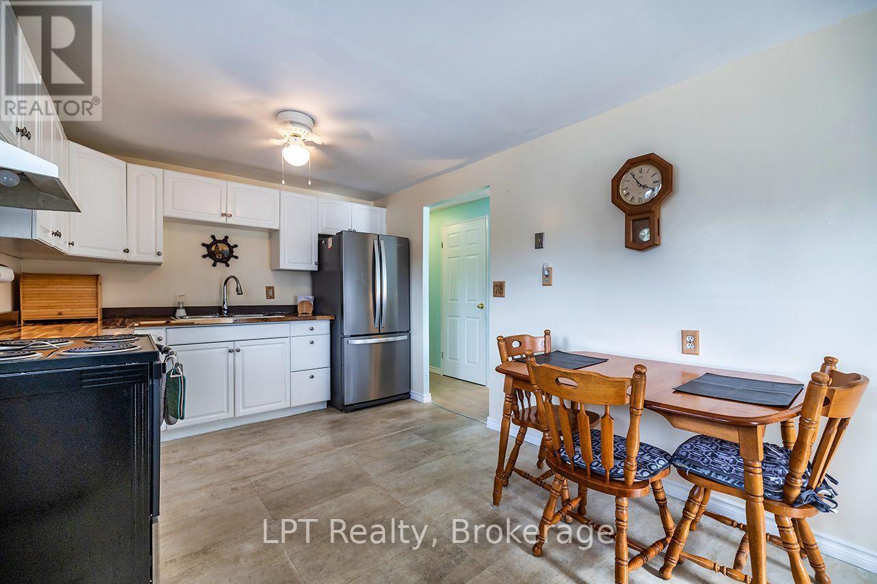 745 Grandview Drive, Oshawa, ON photo 10