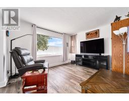 Bedroom - 638 Laval Court, Oshawa, ON L1J6X1 Photo 10