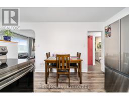 Kitchen - 638 Laval Court, Oshawa, ON L1J6X1 Photo 18