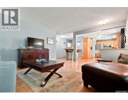 43 Columbia Drive, Saskatoon, SK S7K1E6 Photo 12