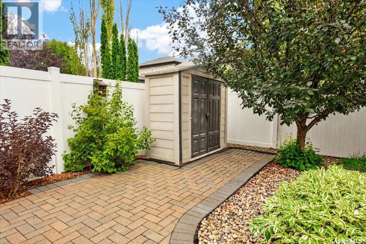 101 Oxbow CRESCENT - Image 40