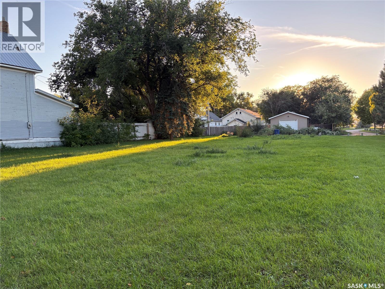 607 H AVENUE S, Saskatoon — photo 3