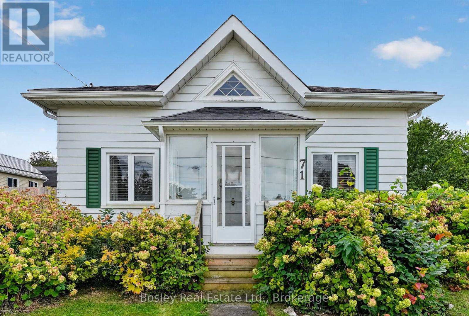 71 Sherbourne Street, Port Hope, Ontario, L1A1H3, Port Hope, Ontario — photo 2 of 5