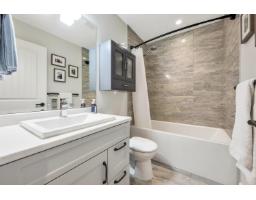 24318 40 Avenue, Langley, BC V2Z2M2 Photo 32