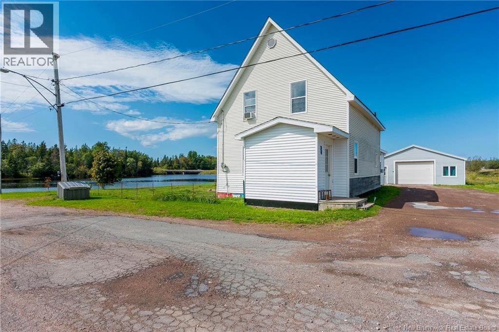 7 Birch Street - Image 48