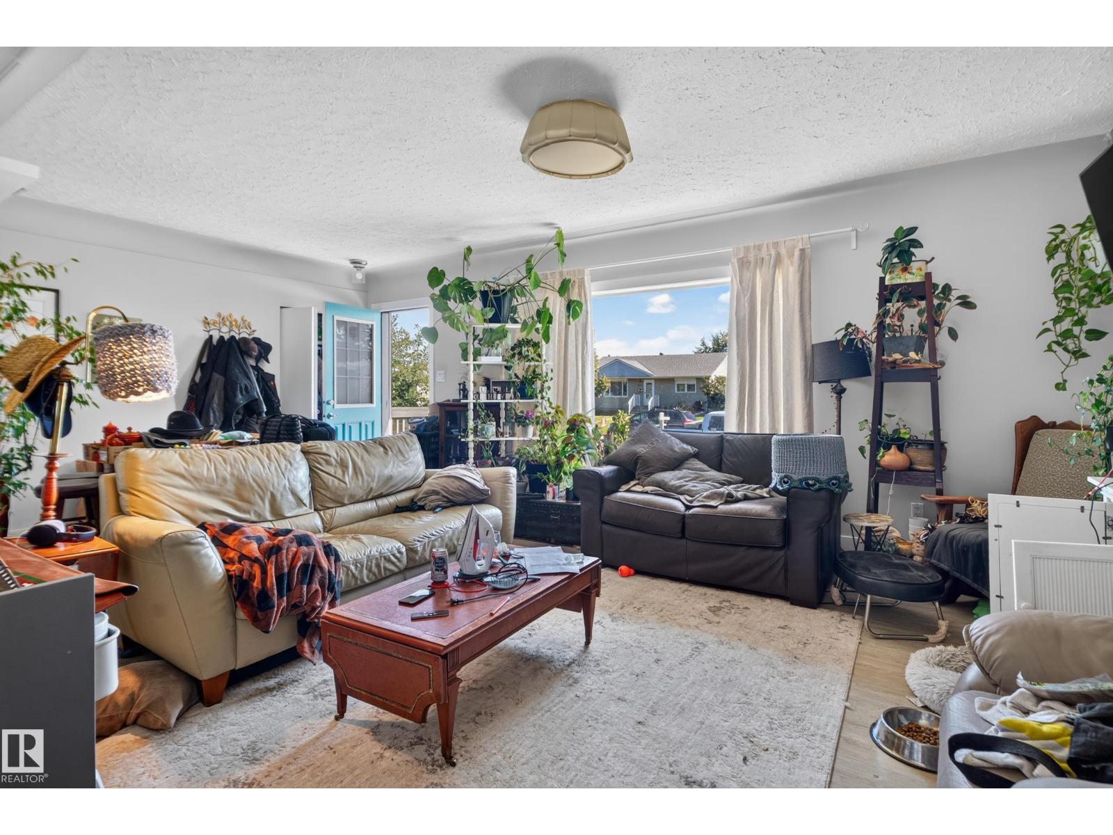 10548 40 ST NW - Image 9