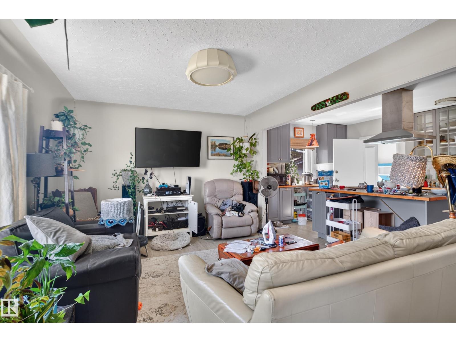 10548 40 ST NW - Image 7