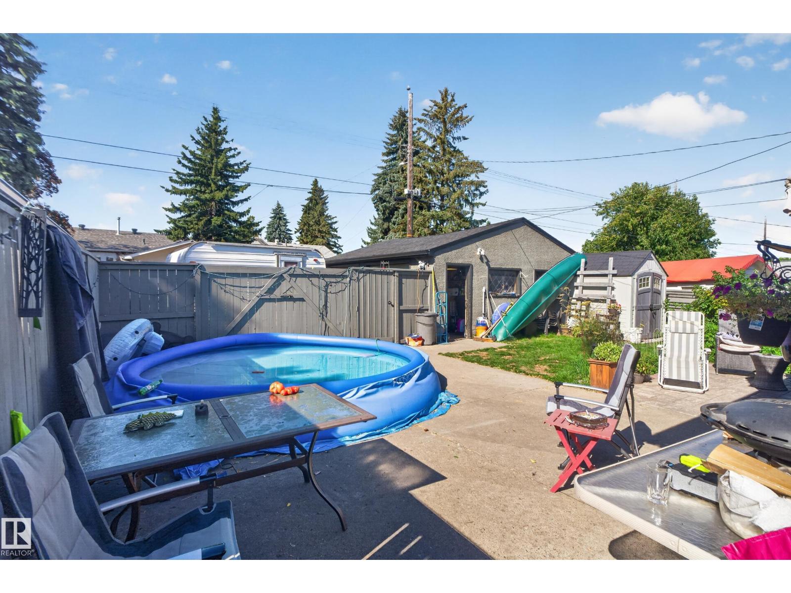 10548 40 ST NW - Image 37