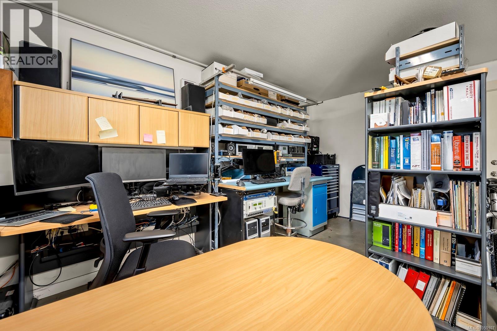 #17 700 Lancaster Way - Image 20