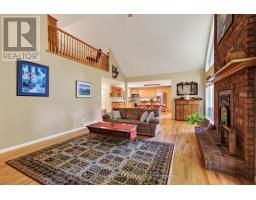 Primary Bedroom - 765 Scheel Drive, Mcnab/braeside, ON K7S3G8 Photo 6