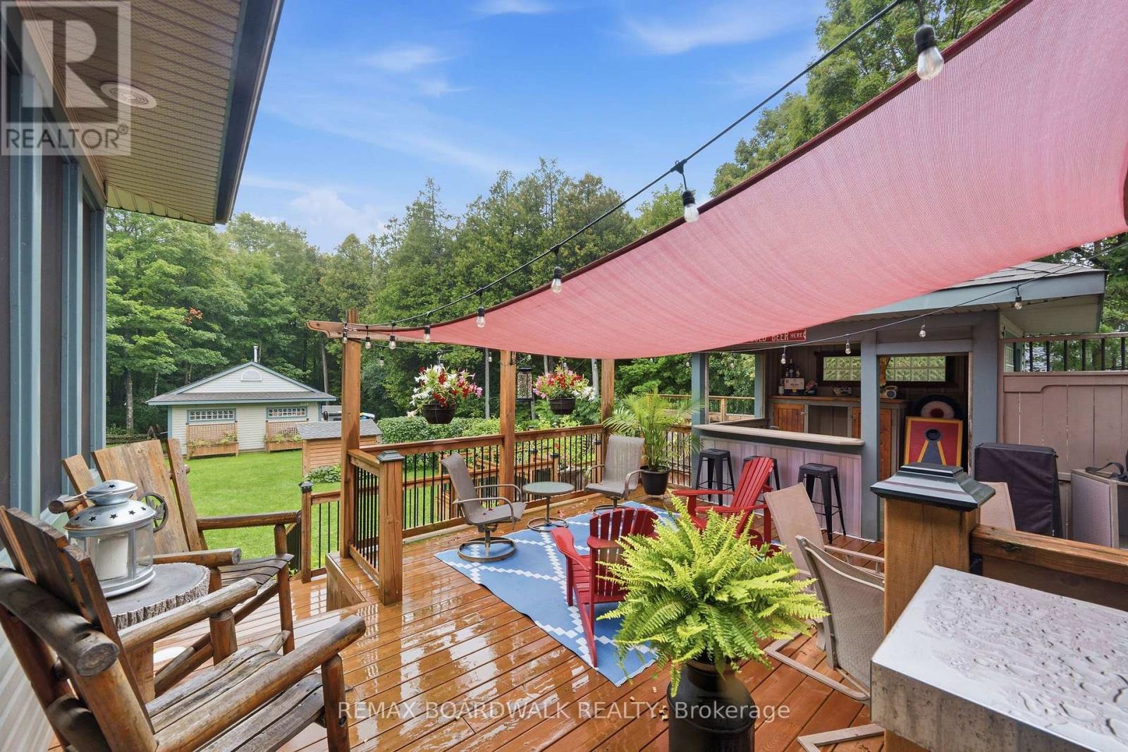 330 MEGAN DRIVE - Image 45