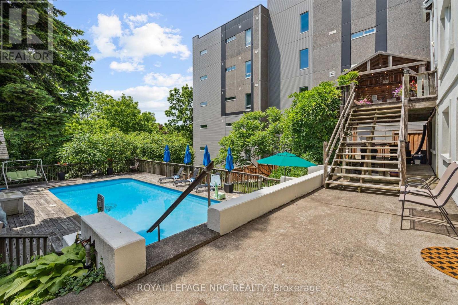 75 YATES STREET - 42