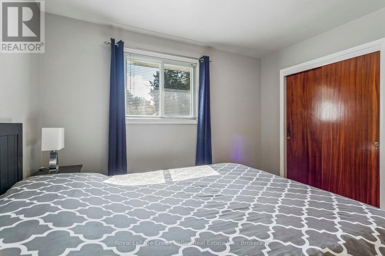 8 MILNER ROAD - 30