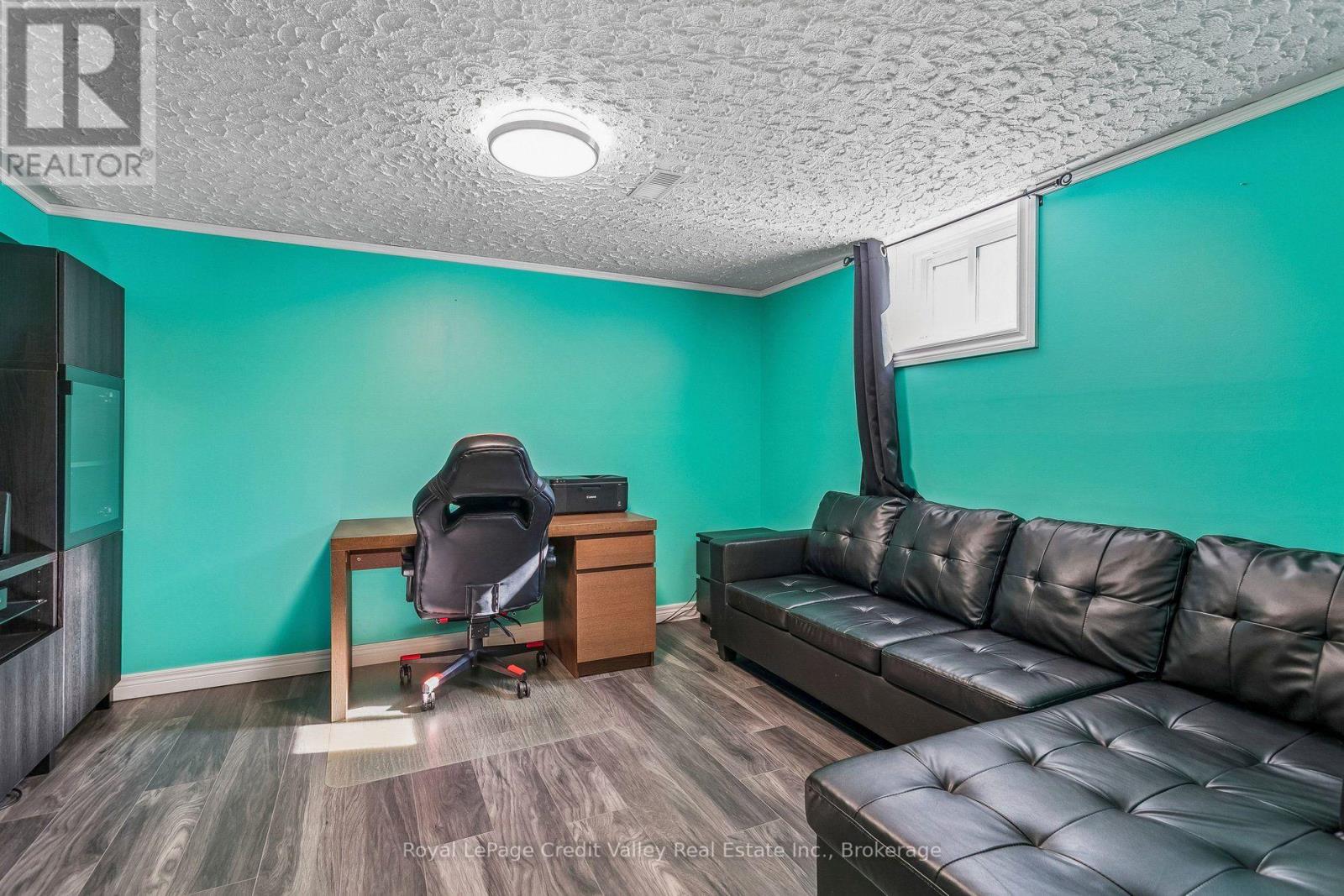 8 MILNER ROAD - Image 40