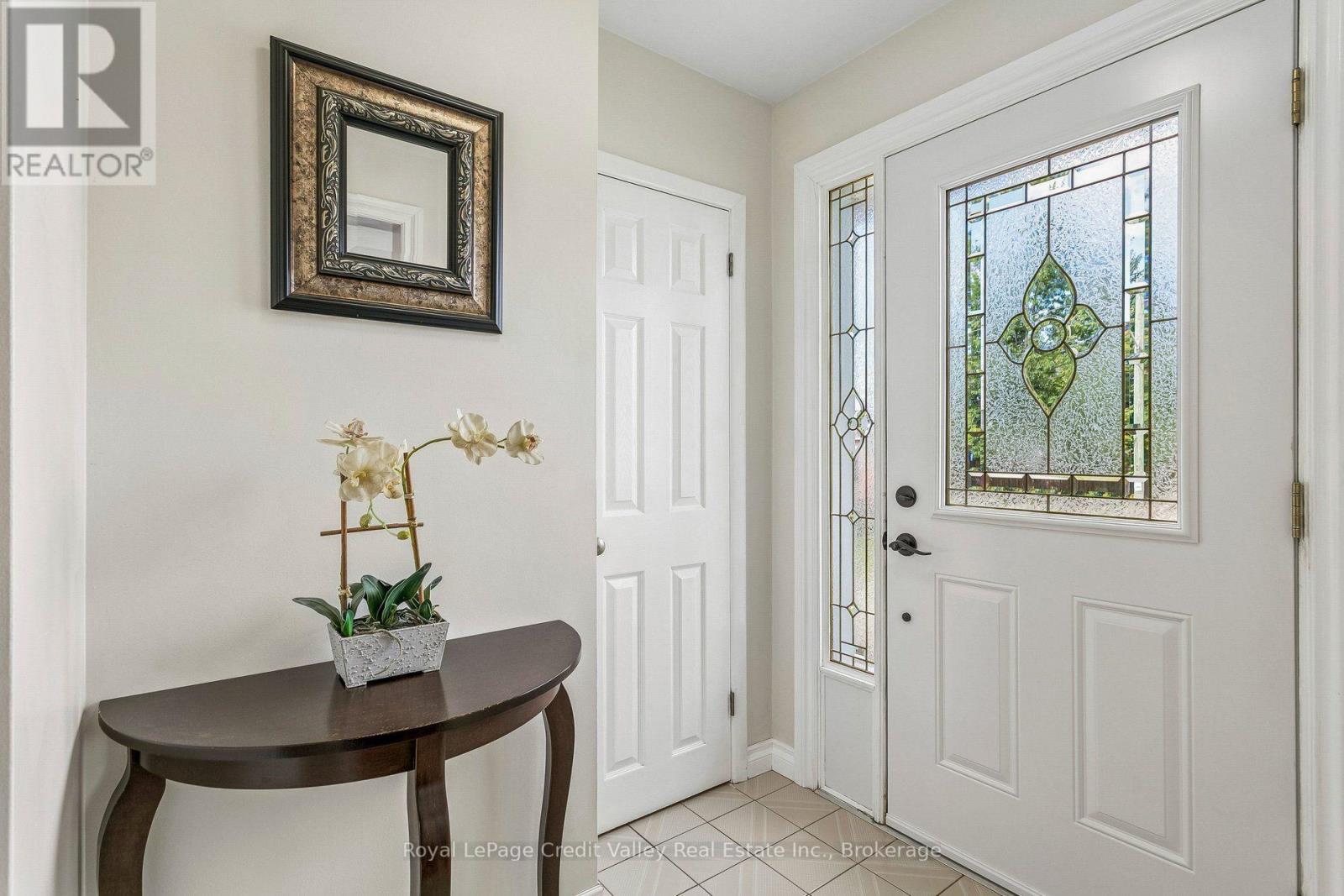 8 MILNER ROAD - 5