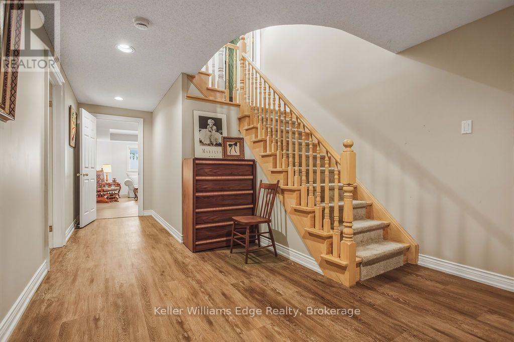 2084 MCKERLIE CRESCENT - Image 37