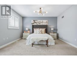 2084 Mckerlie Crescent, Burlington, ON L7M4E8 Photo 24