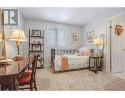 2084 Mckerlie Crescent, Burlington, ON L7M4E8 Photo 30