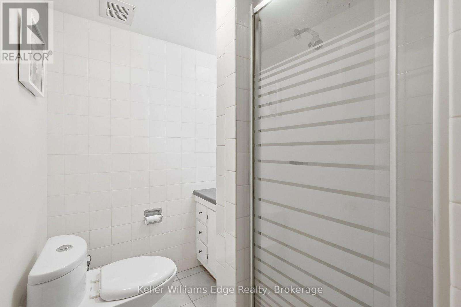 240 BENDAMERE AVENUE - Image 36