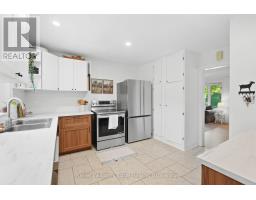 240 Bendamere Avenue, Hamilton, ON L9C1P5 Photo 18
